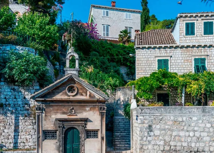 Апартаменты Ankora Sea And Old Town View - Hot Tub *