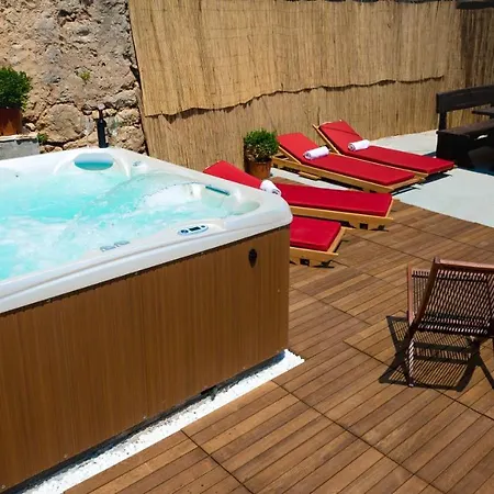 Ankora Sea And Old Town View - Hot Tub Apartment