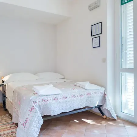 Apartment Ankora Sea And Old Town View - Hot Tub